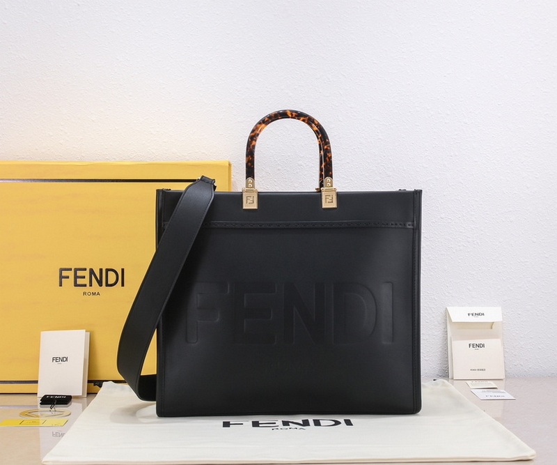 Fendi Handbags 135